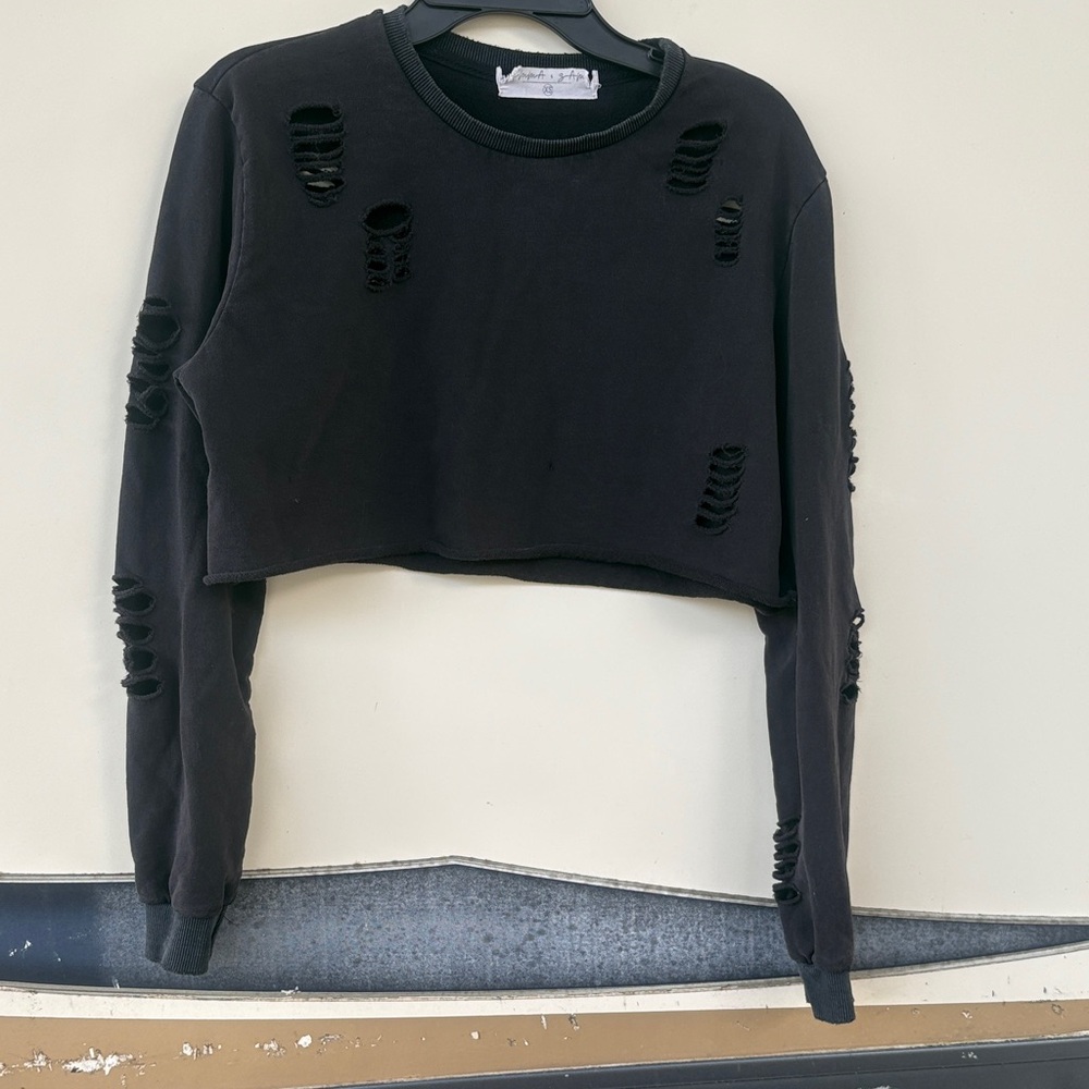 Black Distressed Crop Top - Picture 2 of 7